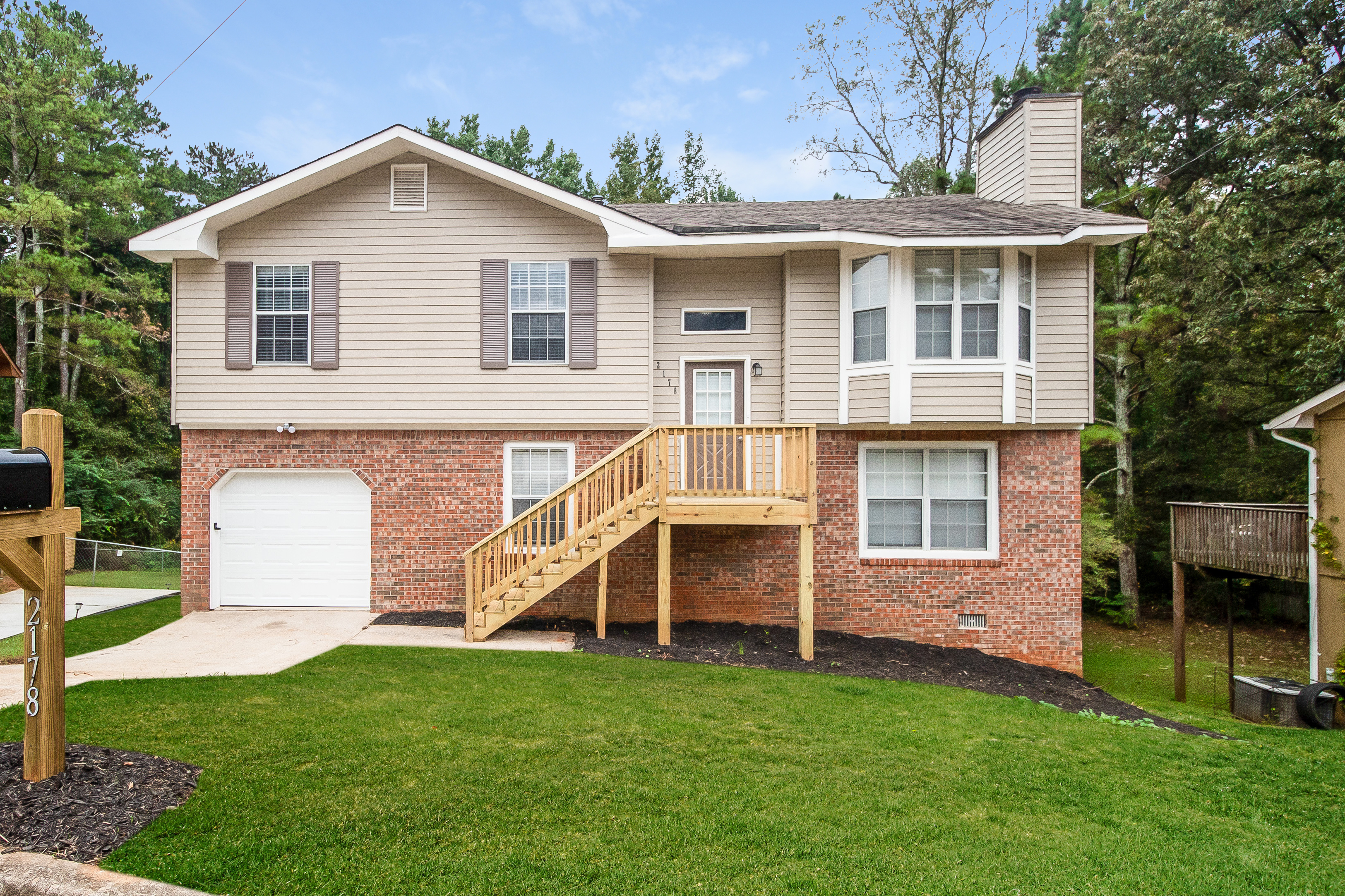 2178 Sara Ashley Way Lithonia, GA 30058